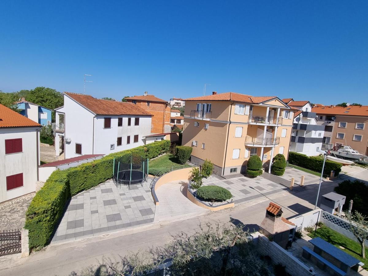 Apartments Medulin - Orijeta Luaran gambar